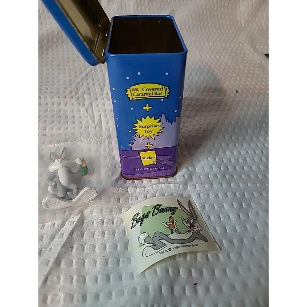 Vintage 1997 Russell Stover Candies Looney Tunes Surprise Tin With Bugs Bunny